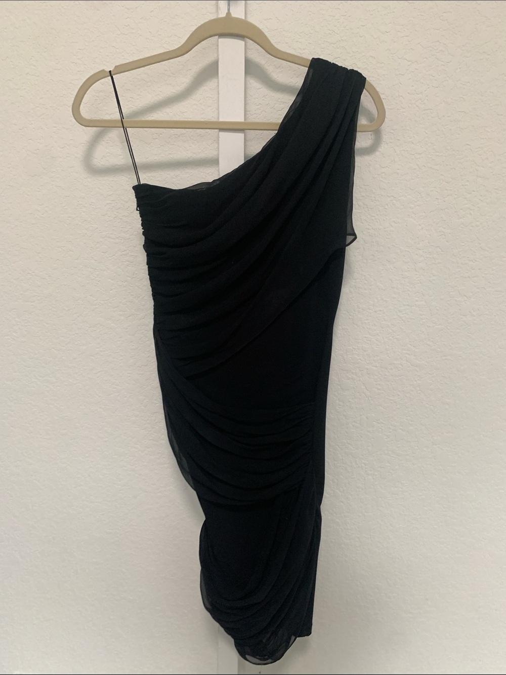 Alice And Olivia Binnie Black One-Shoulder Silk Mini Dress View 5